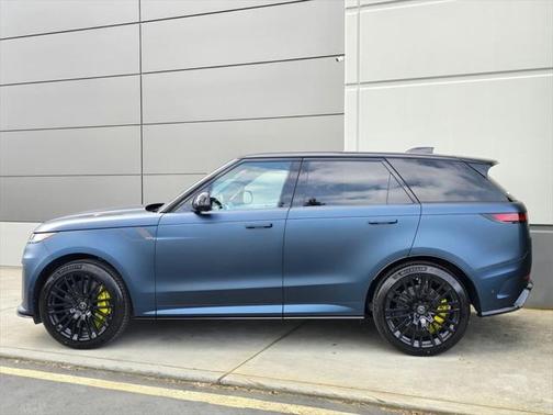 2025 Land Rover Range Rover Sport P635 SV Edition Two
