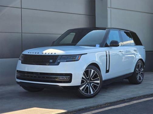 2025 Land Rover Range Rover P550e SE