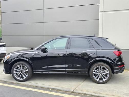 2023 Audi Q3 45 S line Premium Plus