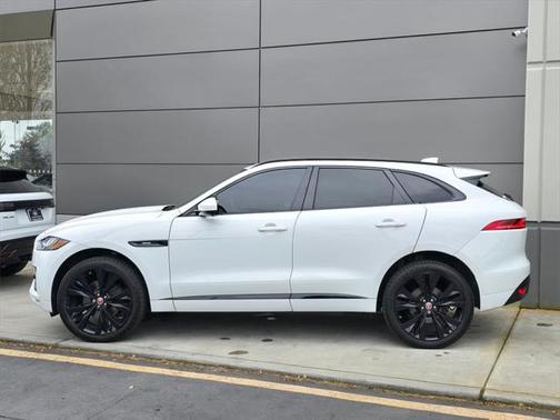 2019 Jaguar F-PACE 30t R-Sport