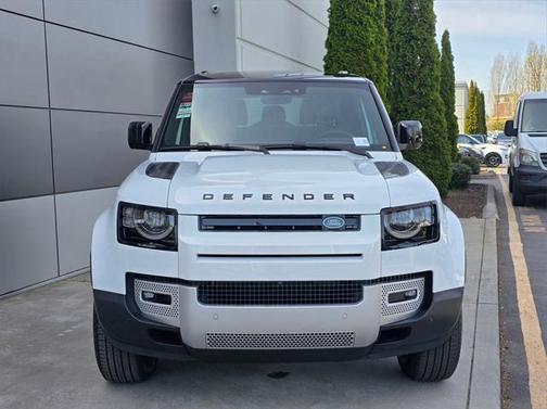 2025 Land Rover Defender 90 P300 S
