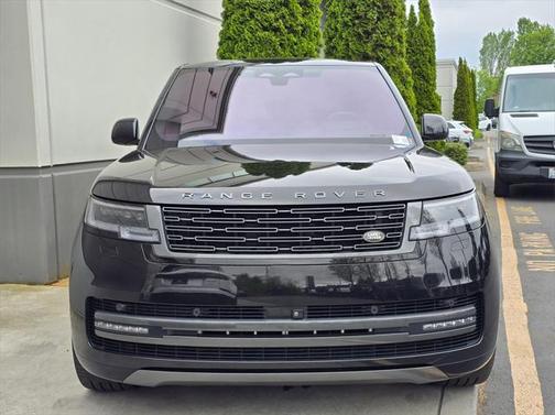 2023 Land Rover Range Rover P530 SE