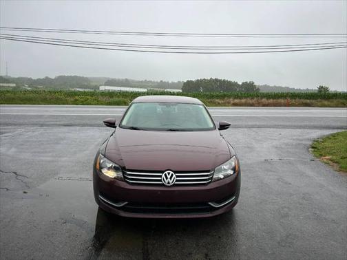 2012 Volkswagen Passat 2.5 SE