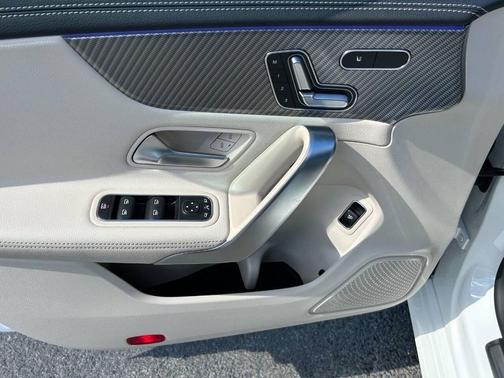 2025 Mercedes-Benz CLA 250 4MATIC