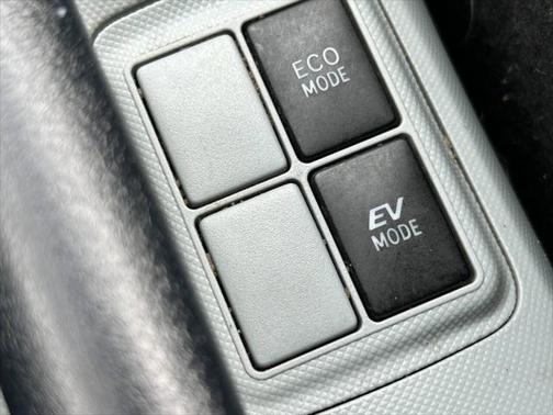2013 Toyota Prius c Three