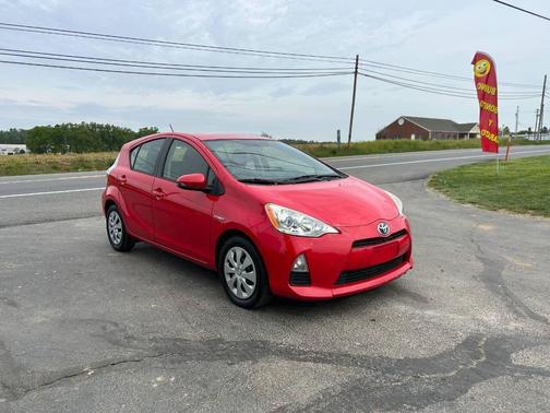 2013 Toyota Prius c Four