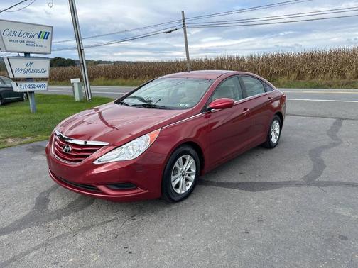 2013 Hyundai SONATA GLS