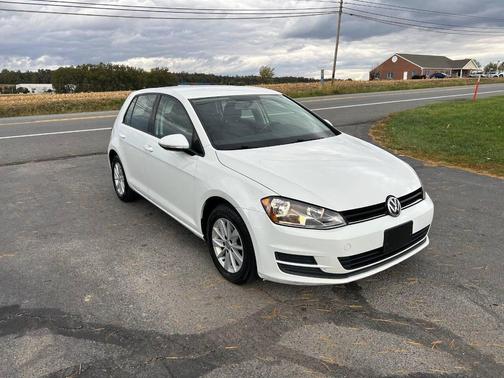 2016 Volkswagen Golf TSI S 4-Door