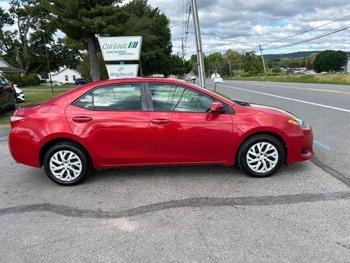 Barcelona Red Metallic 2017 Toyota Corolla LE