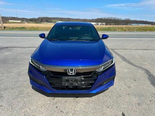 Still Night Pearl 2018 Honda Accord Sport