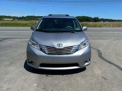 Silver Sky Metallic 2012 Toyota Sienna XLE