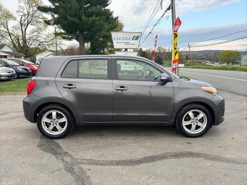 2013 Scion xD 10 Series