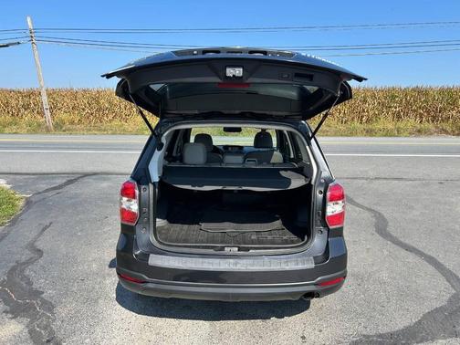 2015 Subaru Forester 2.5i Touring