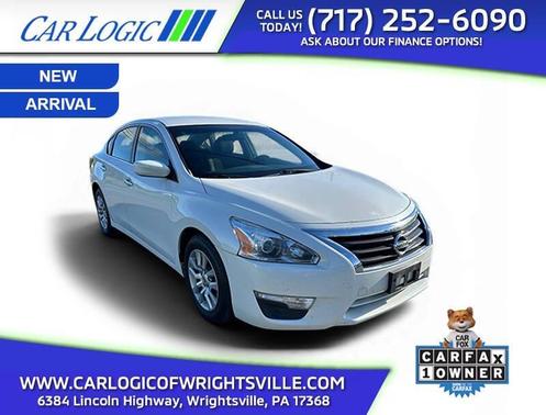 Pearl White 2013 Nissan Altima 2.5 S