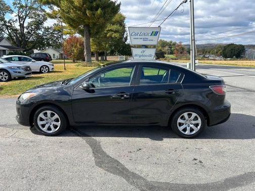 2013 Mazda Mazda3 i SV