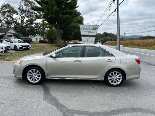 2014 Toyota Camry XLE