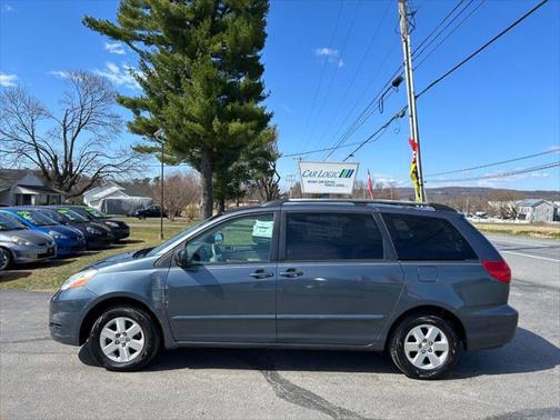 2006 Toyota Sienna CE
