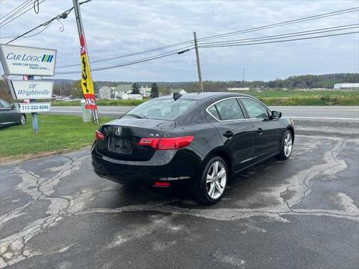 2013 Acura ILX 2.0L w/Premium Package
