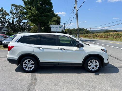 2017 Honda Pilot LX