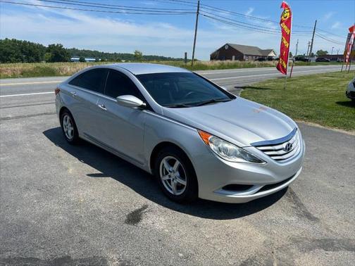 2011 Hyundai SONATA GLS