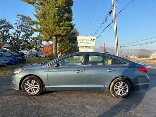 2016 Hyundai SONATA SE