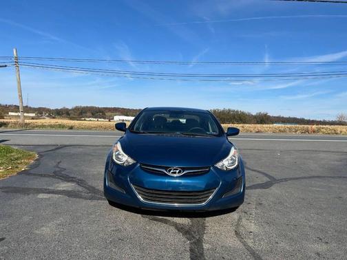 2016 Hyundai ELANTRA Limited