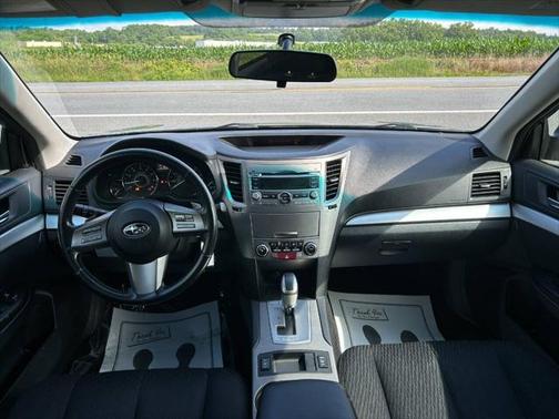 2010 Subaru Outback 2.5 i Premium