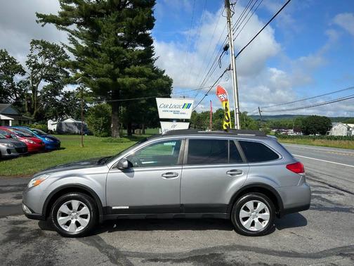 2010 Subaru Outback 2.5 i Premium