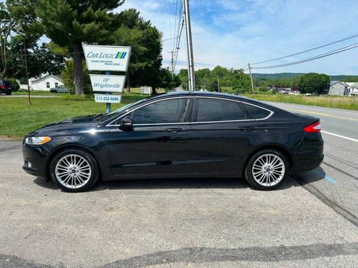 Shadow Black 2016 Ford Fusion SE