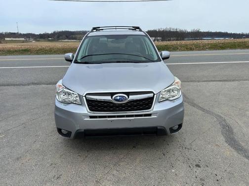 Crystal Black Silica 2014 Subaru Forester 2.5i Limited