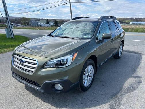 Crystal Black Silica 2015 Subaru Outback 2.5i Premium