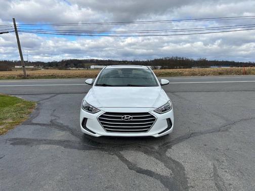 2017 Hyundai ELANTRA Limited