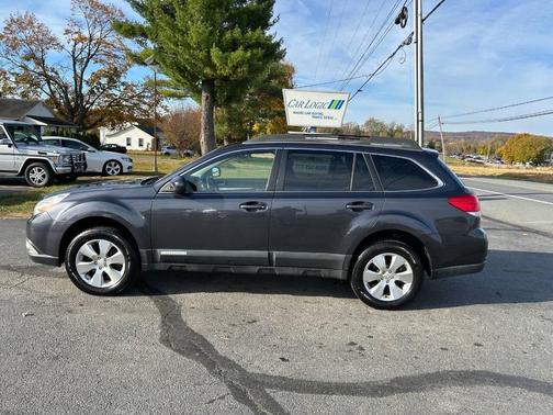 2012 Subaru Outback 3.6R Premium