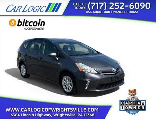 2014 Toyota Prius v Five