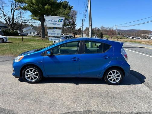 2012 Toyota Prius c Four