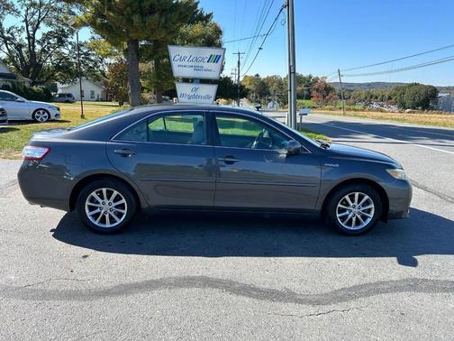 2010 Toyota Camry Hybrid Base