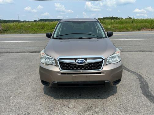 Beige 2015 Subaru Forester 2.5i