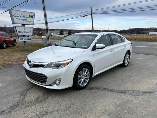 2013 Toyota Avalon Hybrid XLE Premium