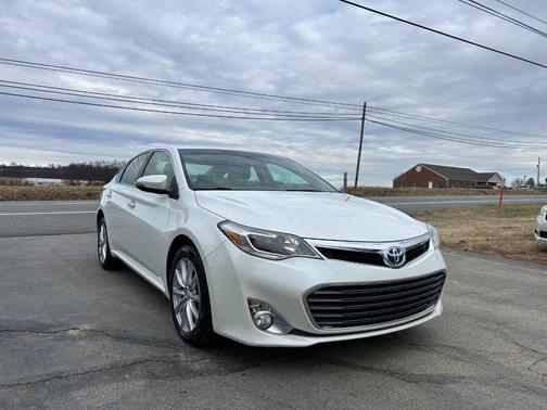 2013 Toyota Avalon Hybrid XLE Premium