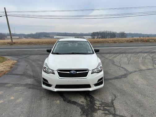 2016 Subaru Impreza 2.0i