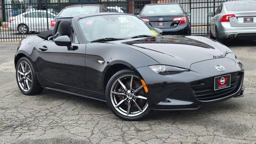 Jet Black Mica 2016 Mazda MX-5 Miata Grand Touring