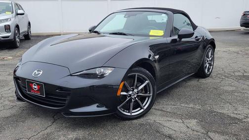 Jet Black Mica 2016 Mazda MX-5 Miata Grand Touring