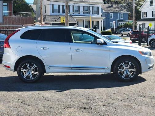 2015 Volvo XC60 T6 Platinum