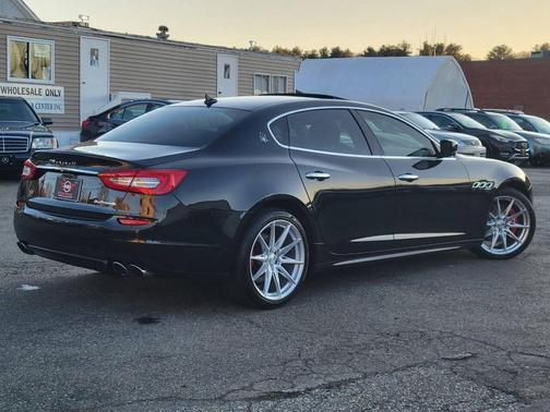 2015 Maserati Quattroporte S Q4