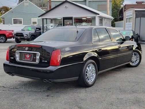 2004 Cadillac DeVille DHS