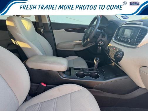 2016 Kia Sorento LX