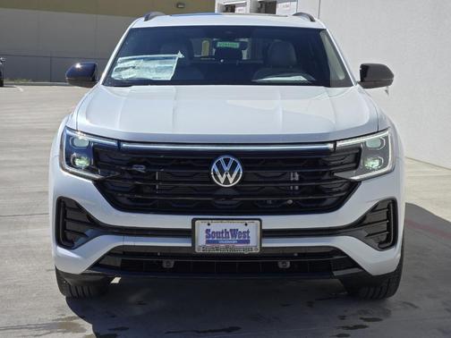 2025 Volkswagen Atlas Cross Sport 2.0T SEL R-Line Black