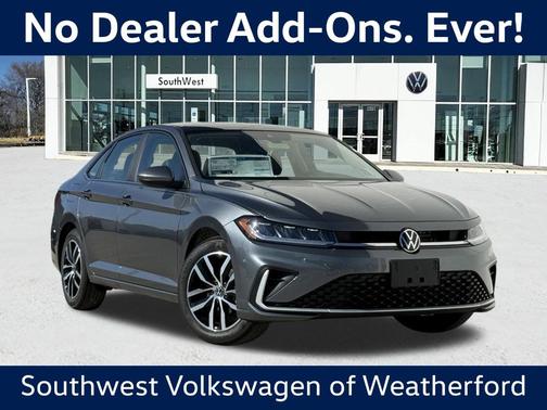 Platinum Gray Metallic 2026 Volkswagen Jetta 1.5T SE Sedan