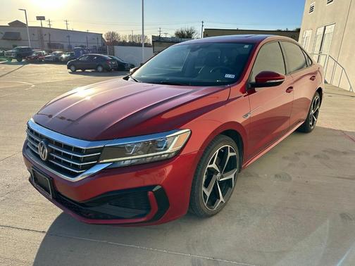 2020 Volkswagen Passat 2.0T R-Line