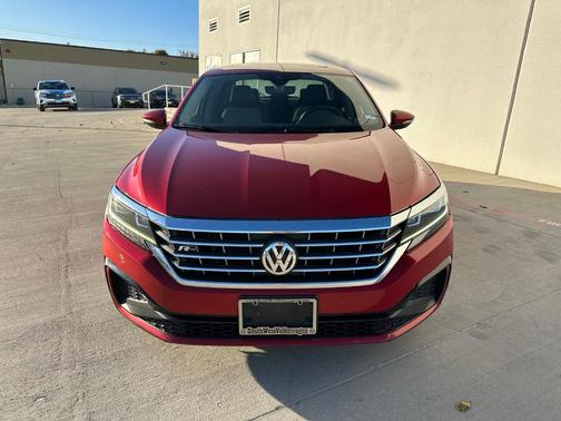2020 Volkswagen Passat 2.0T R-Line